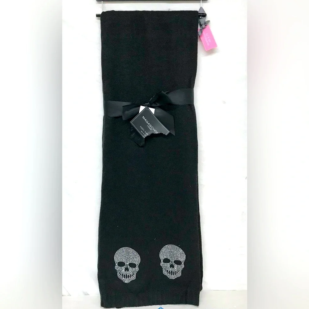 NWT Magaschoni Home Beaded Rhinestone Skull 50 x 70 Oversized Blanket Halloween